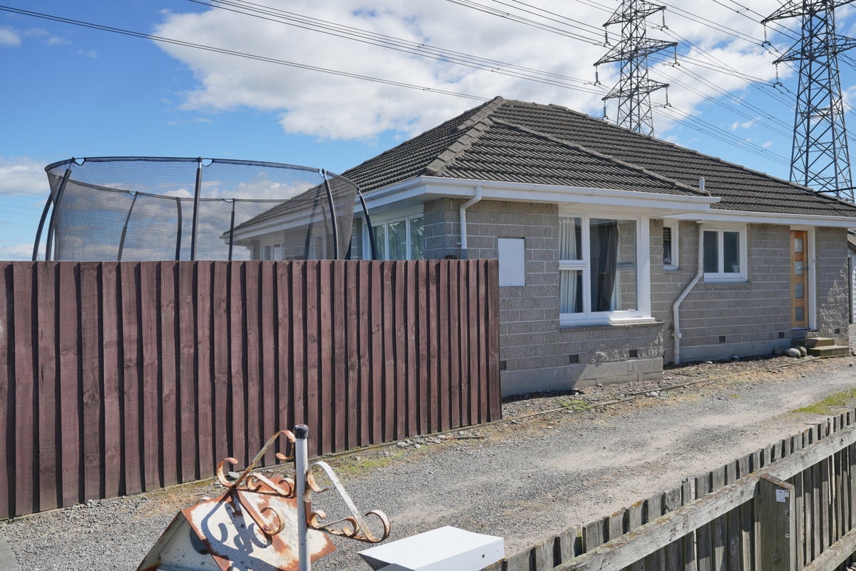 1/40 Roberts Road, Hei Hei, Christchurch - Carousel 20
