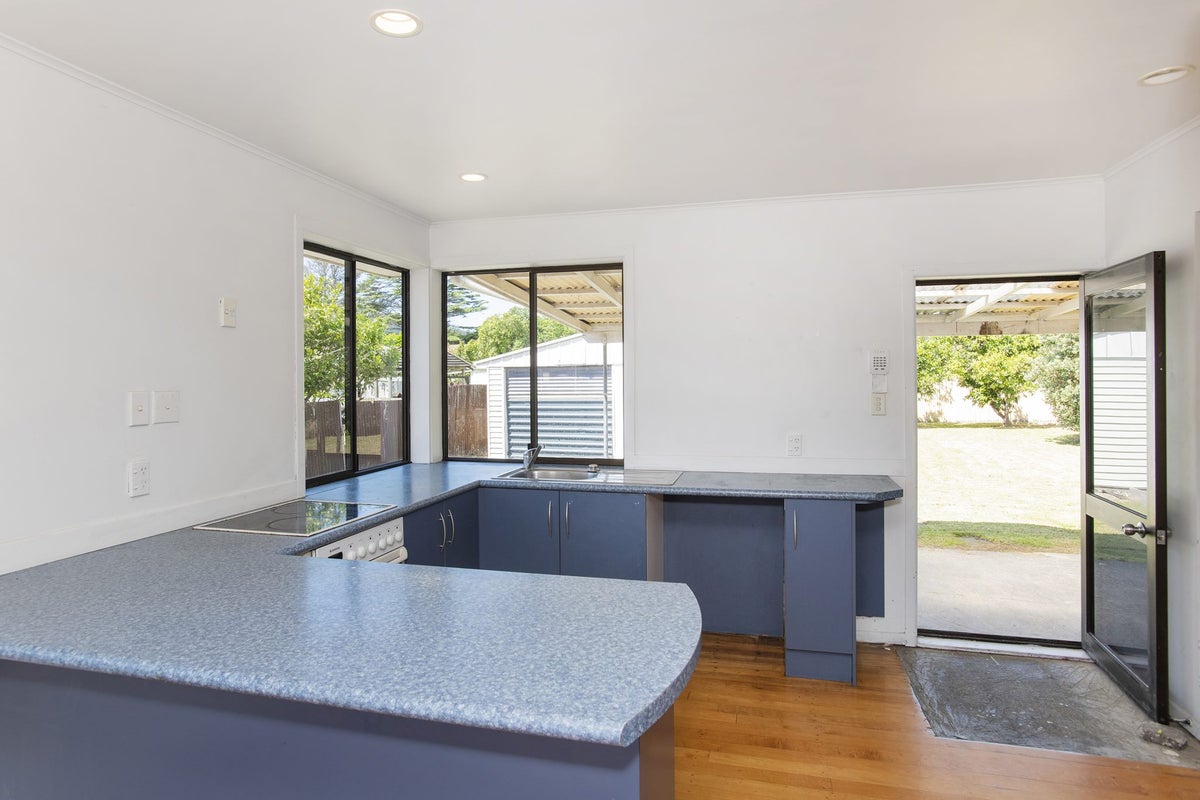 6 Lytton Road, Riverdale, Gisborne - Carousel 2