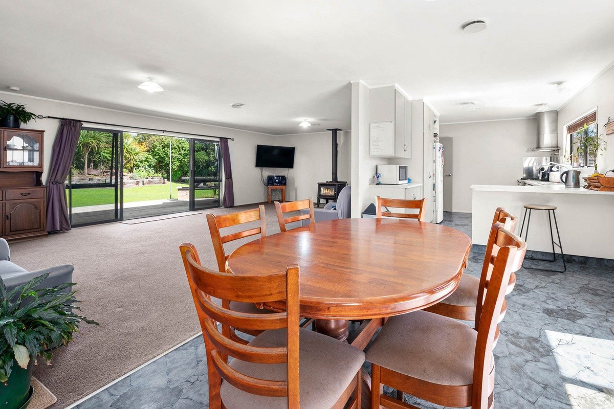 1259B State Highway 5, Hamurana - Carousel 2