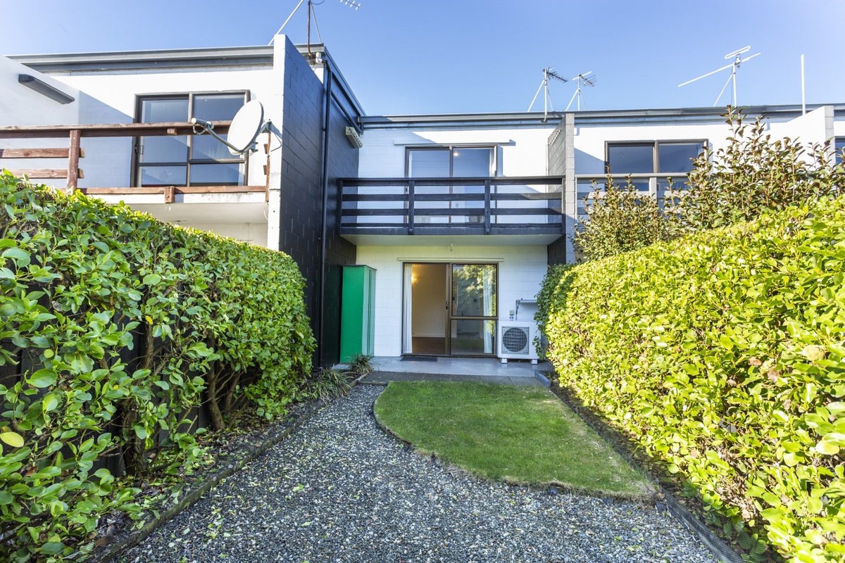 4/49 Waltham Road, Sydenham, Christchurch - Carousel 1