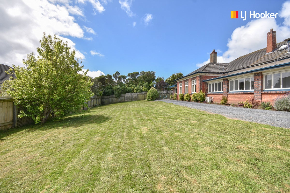 6 Elliffe Place, Shiel Hill, Dunedin - Carousel 25