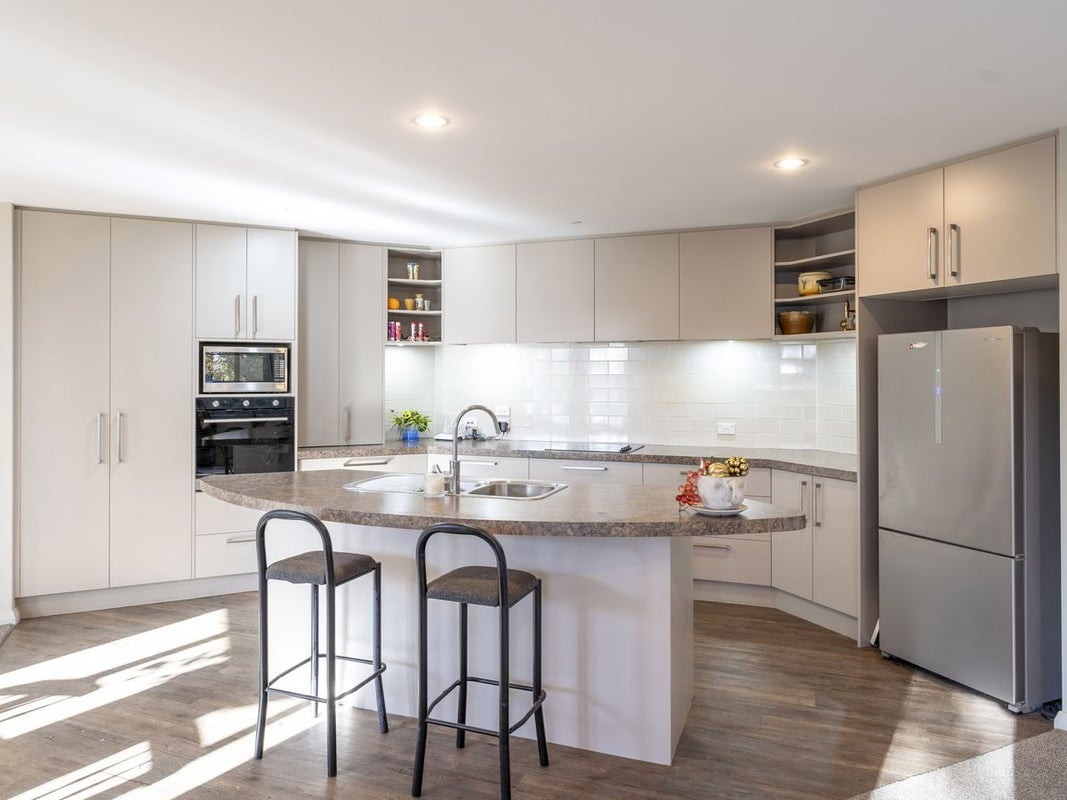 4 Tobins Lane, Burwood, Christchurch - Carousel 2