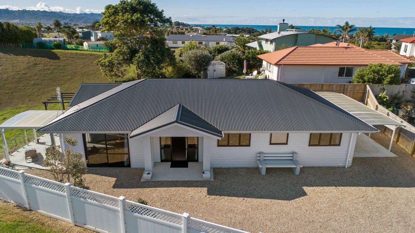 93 Koutunui Road, Athenree, Katikati - Carousel 1