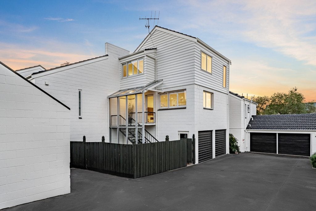 7/8 Hamilton Road, Herne Bay, Auckland - Carousel 2