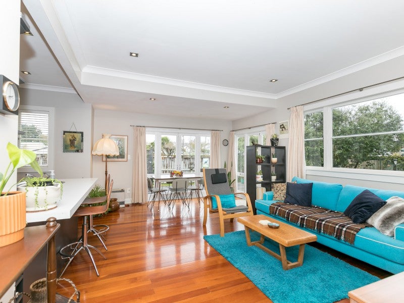 9 Hinau Street, Maeroa, Hamilton - Carousel 2