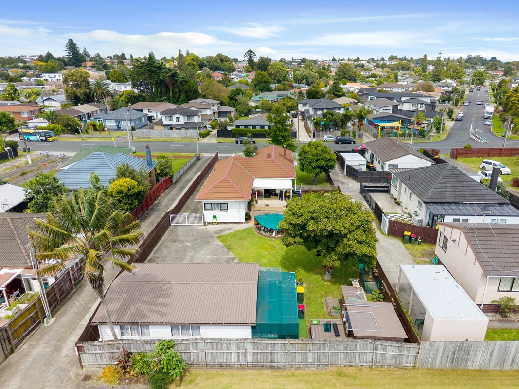 13 Hill Road, Papatoetoe, Auckland - Carousel 2