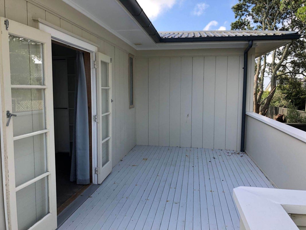 145 Golf Road, Titirangi, Auckland - Carousel 10