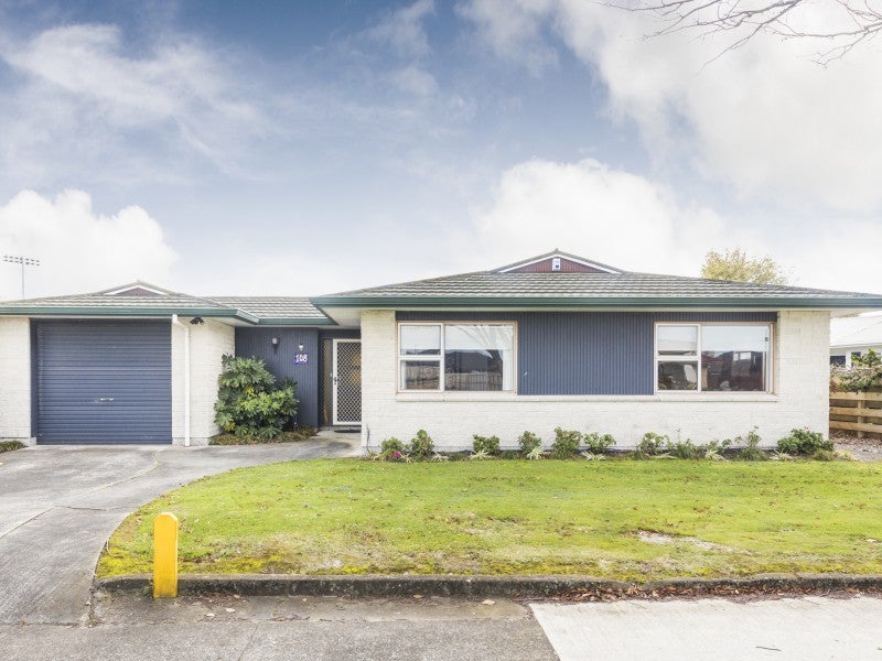 108 Fairs Road, Milson, Palmerston North - Carousel 1