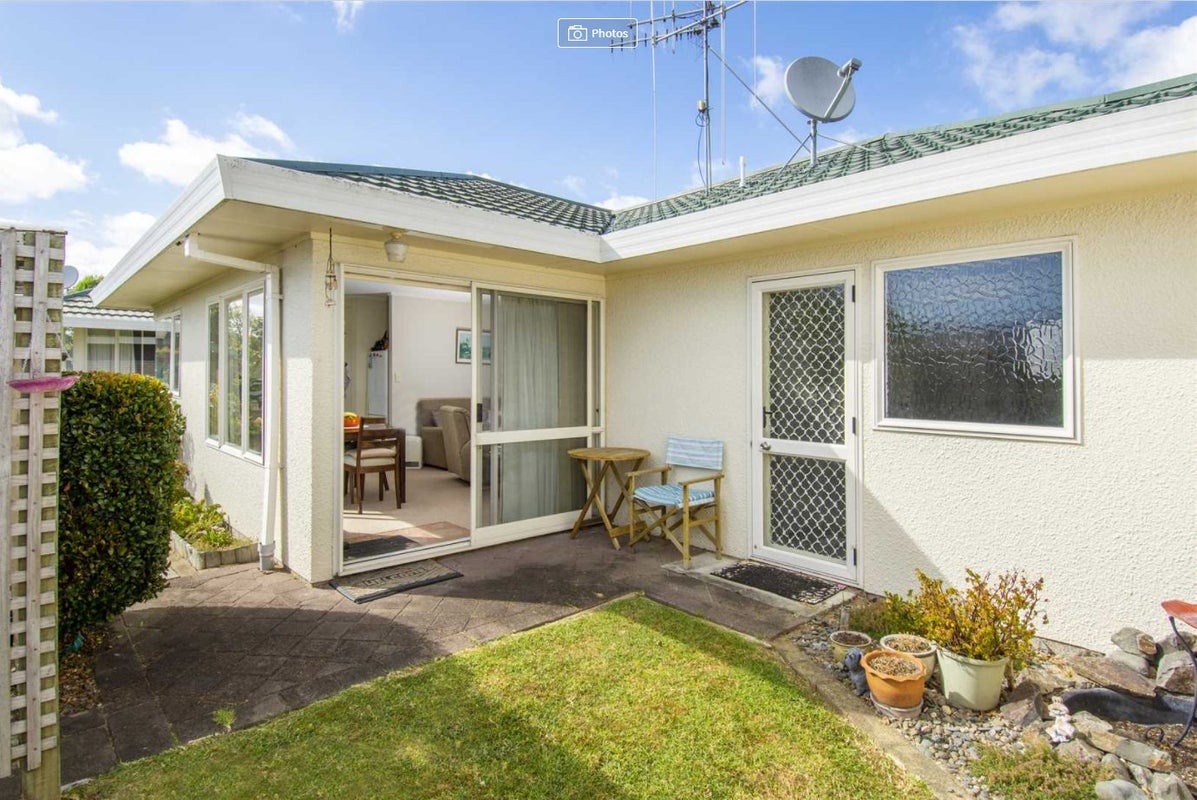 12B Hayes Avenue, Gate Pa, Tauranga - Carousel 1