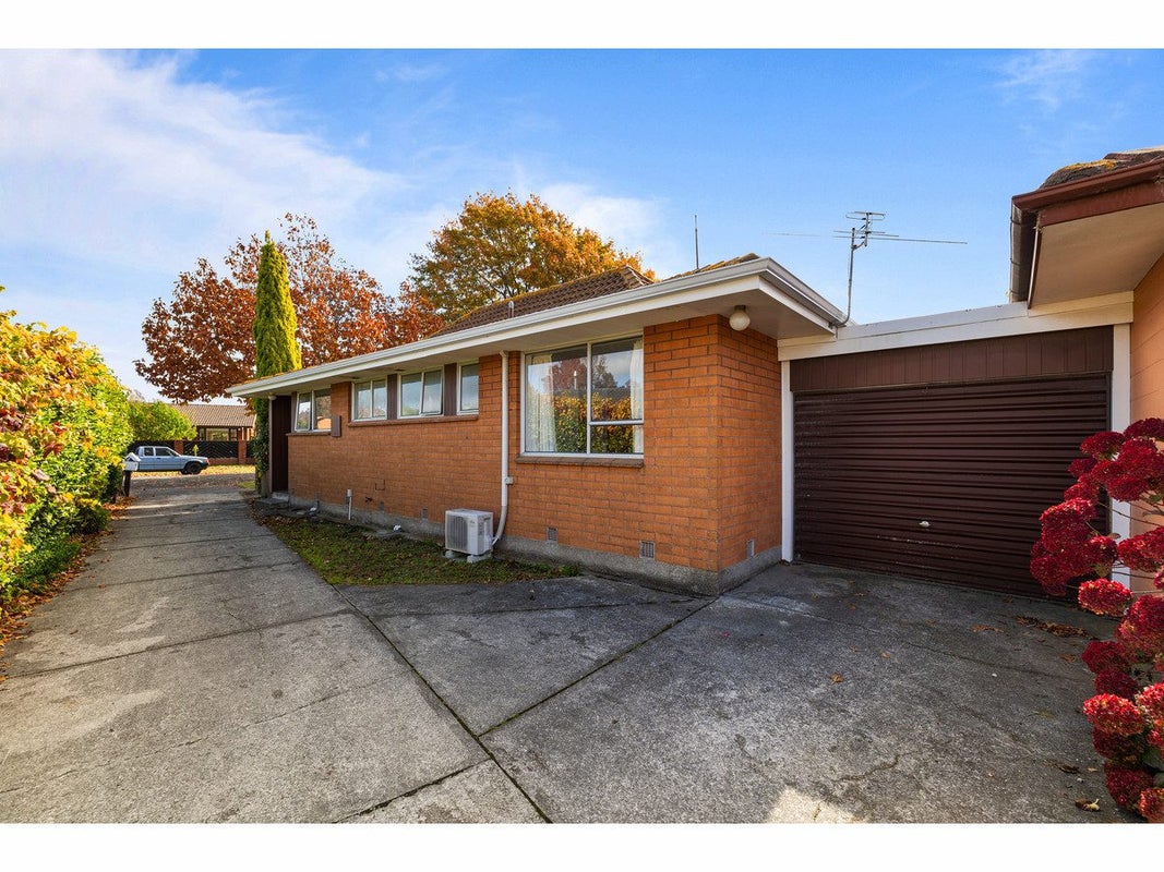 12A Karnak Crescent, Russley, Christchurch - Carousel 13