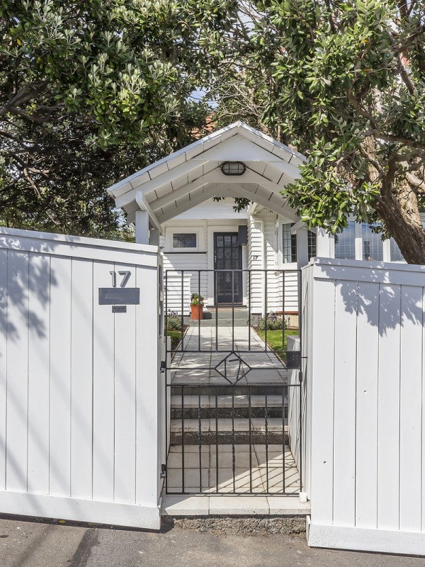 17 Tamar Street, Island Bay, Wellington - Carousel 2