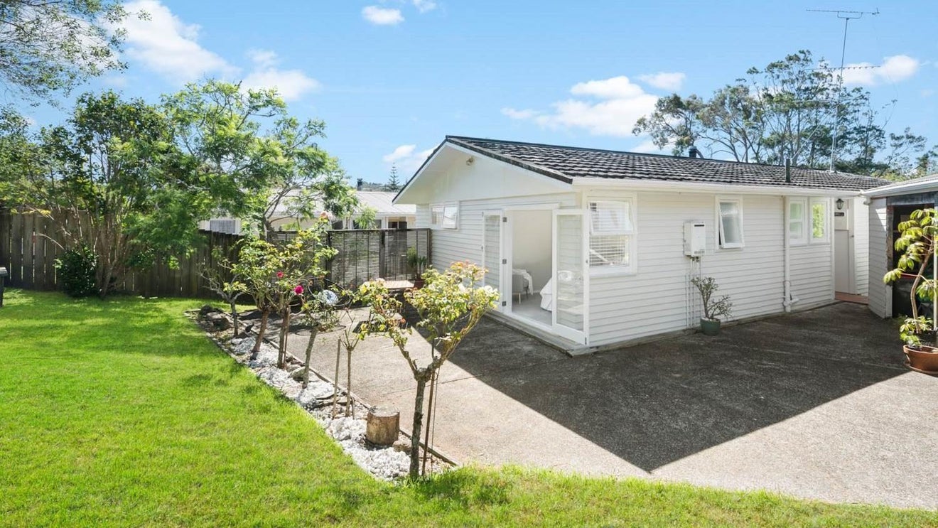 30 Infidel Place, Torbay, Auckland - Carousel 1