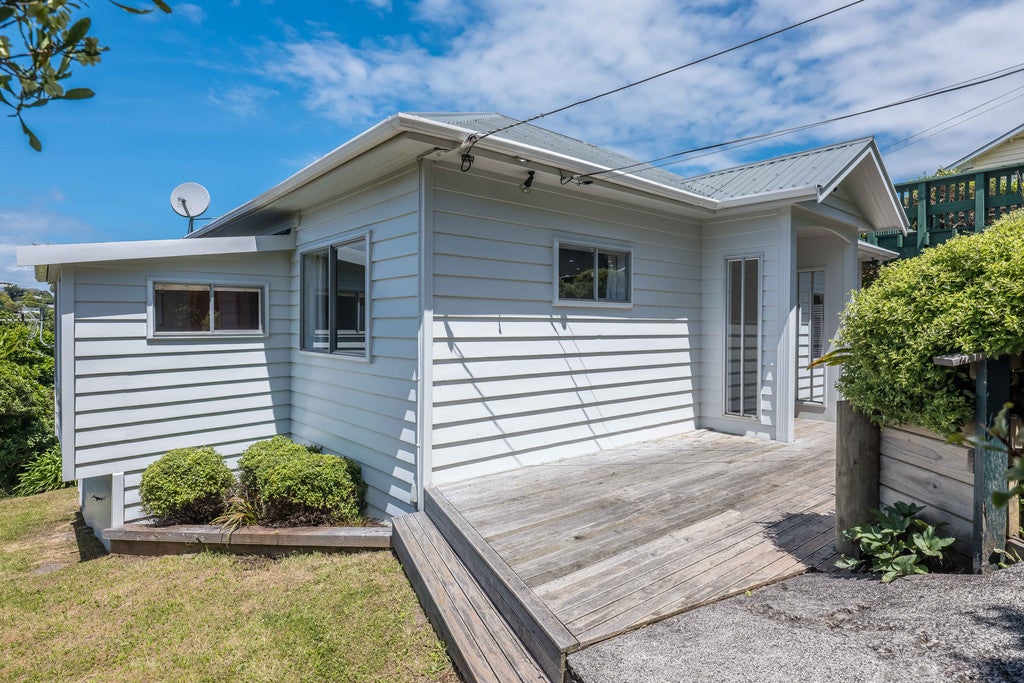 23 Heke Street, Ngaio, Wellington - Carousel 1