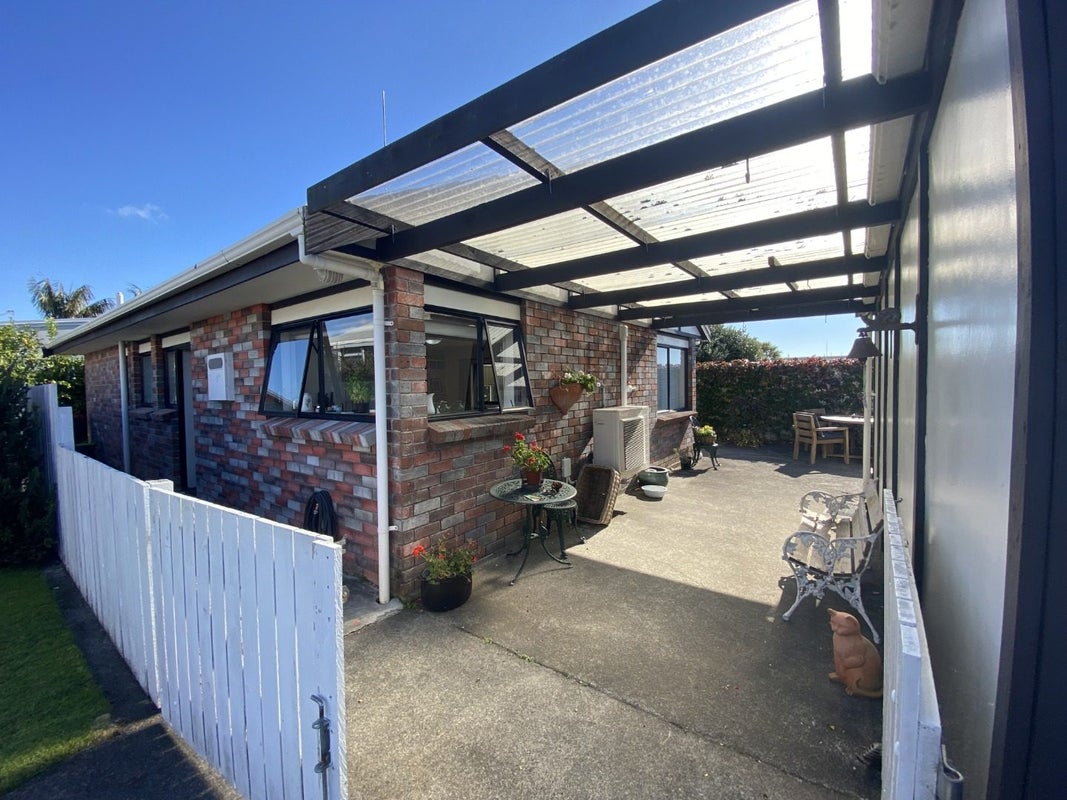 5C Rawhiti Street, Vogeltown, New Plymouth - Carousel 1