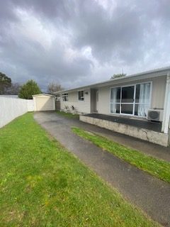14 California Drive, Totara Park, Upper Hutt - Carousel 2