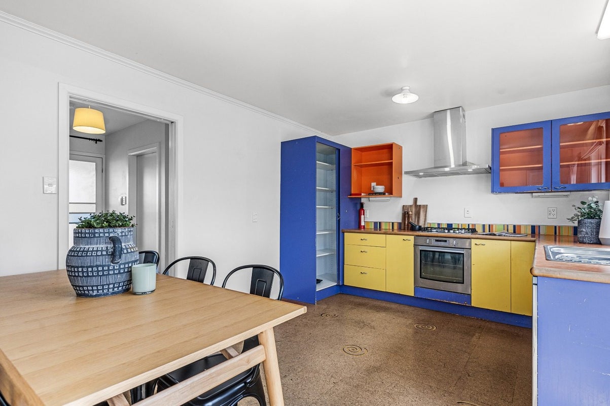 6 Tavendale Place, St Albans, Christchurch - Carousel 2