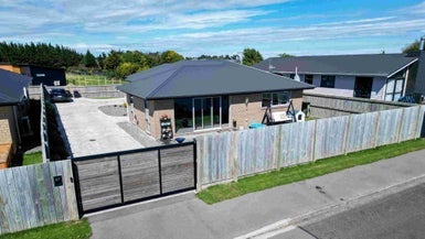 97 Stirrat Street, Kingswell, Invercargill - Carousel 1