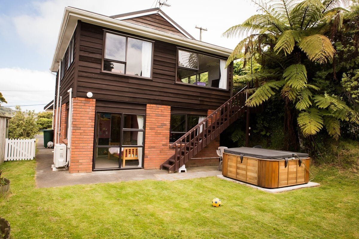 4A Ohariu Road, Johnsonville, Wellington - Carousel 1