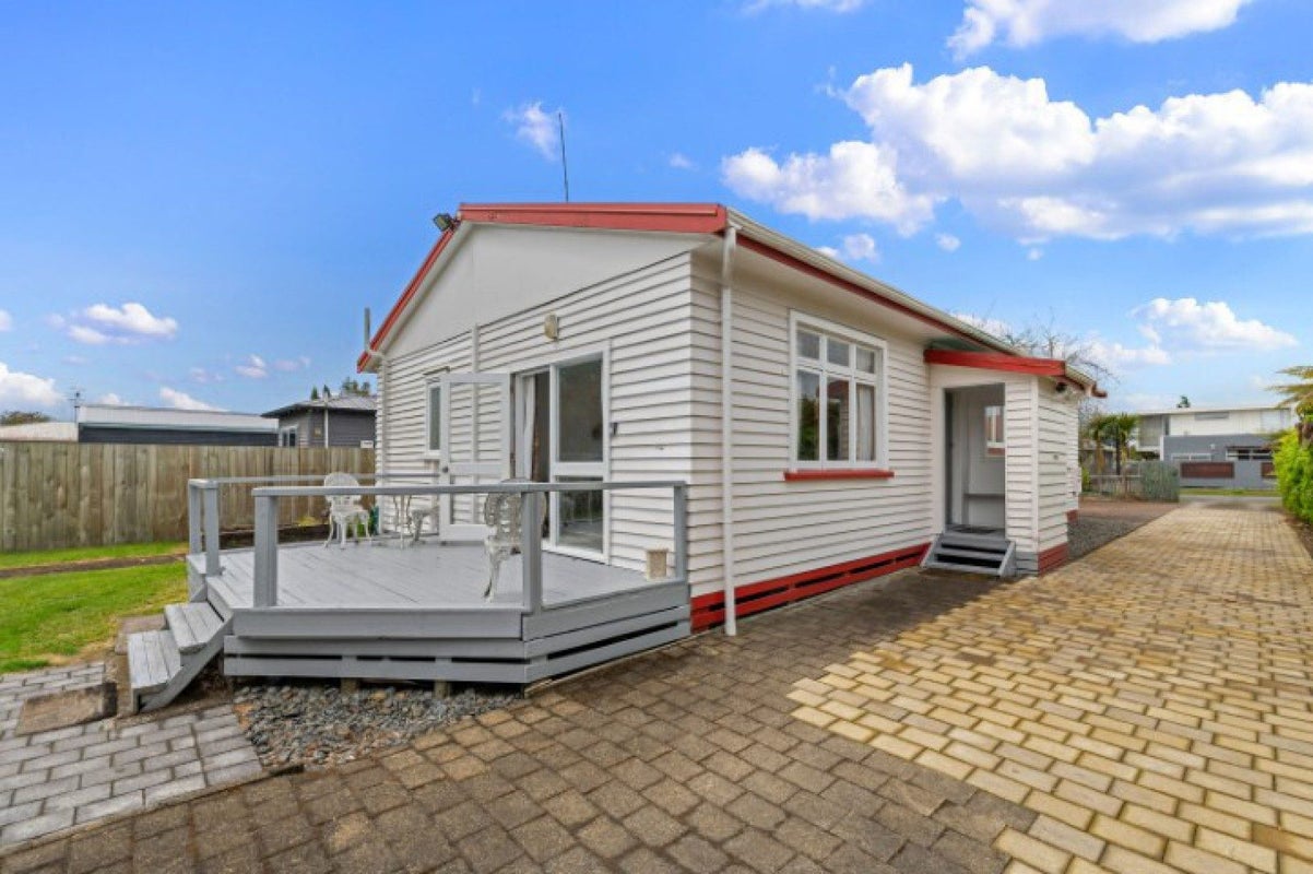 33 Elizabeth Street, Victoria, Rotorua - Carousel 2