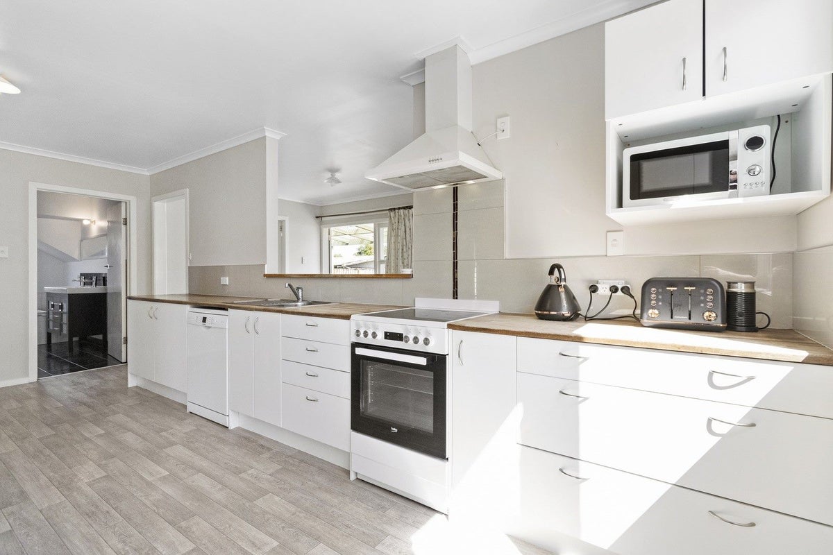 41 School Road, Whatawhata - Carousel 2