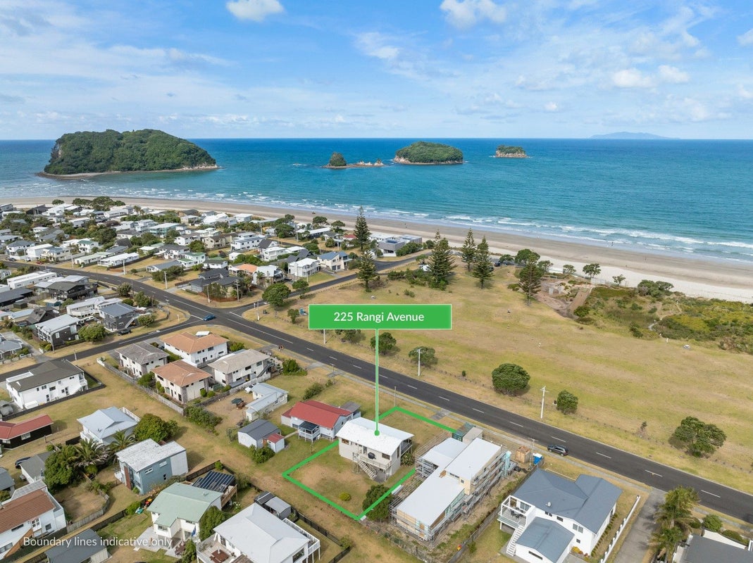 225 Rangi Avenue, Whangamata - Carousel 1