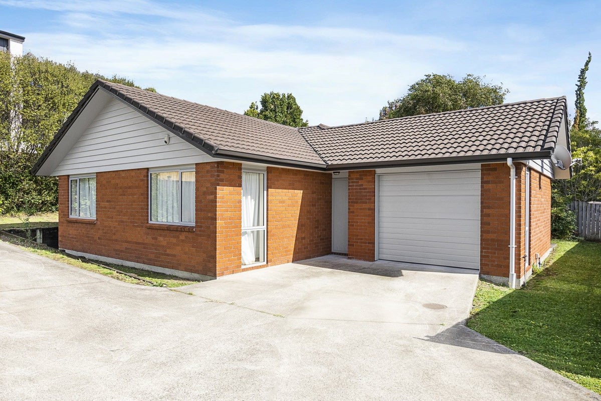 55B Matipo Road, Te Atatu Peninsula, Auckland - Carousel 2