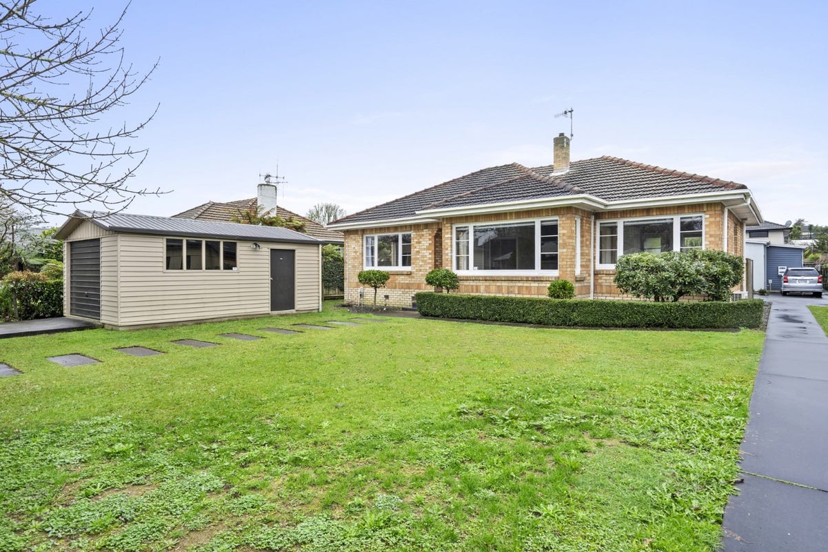 7 Forster Avenue, Hillcrest, Hamilton - Carousel 17