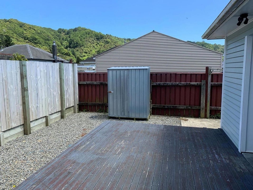 1/173 Wainuiomata Road, Wainuiomata, Lower Hutt - Carousel 13