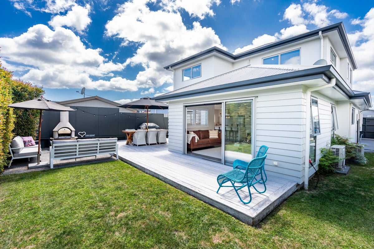 101D Charleston Avenue, Whangamata - Carousel 1