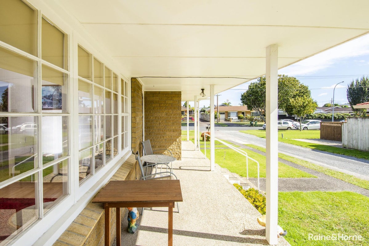 1/500 Devonport Road, Tauranga South, Tauranga - Carousel 2