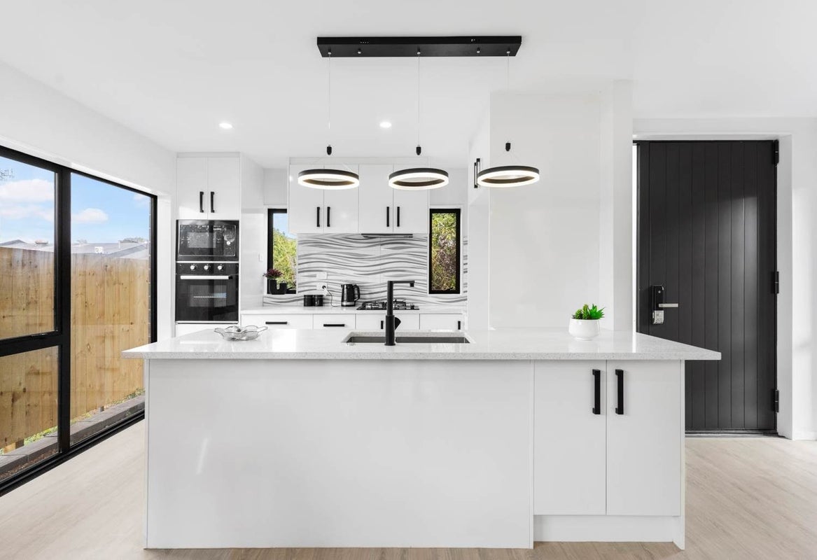 4B Fields Road, Manurewa, Auckland - Carousel 2