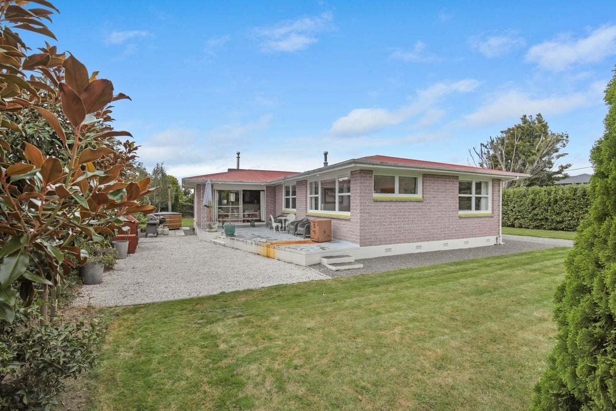 72 Colemans Road, Springlands, Blenheim - Carousel 1