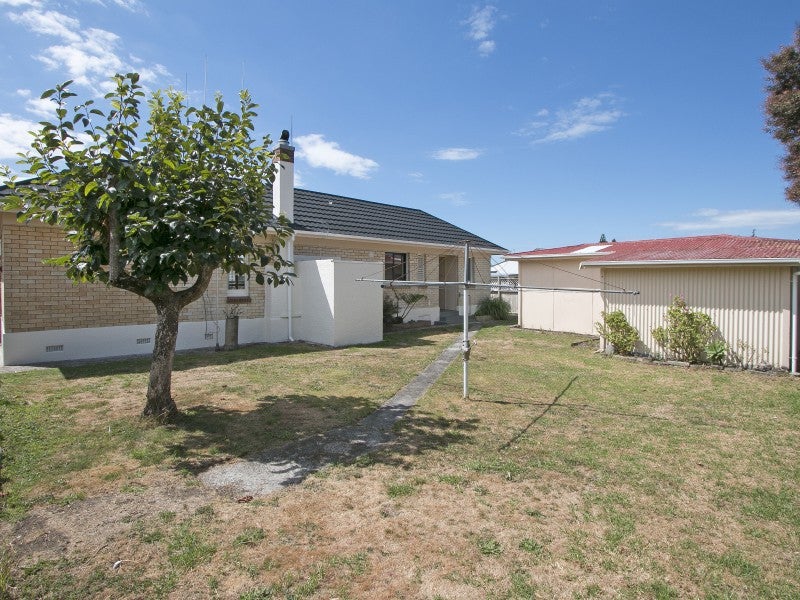 25 Carisbrooke Street, Katikati, Katikati - Carousel 15
