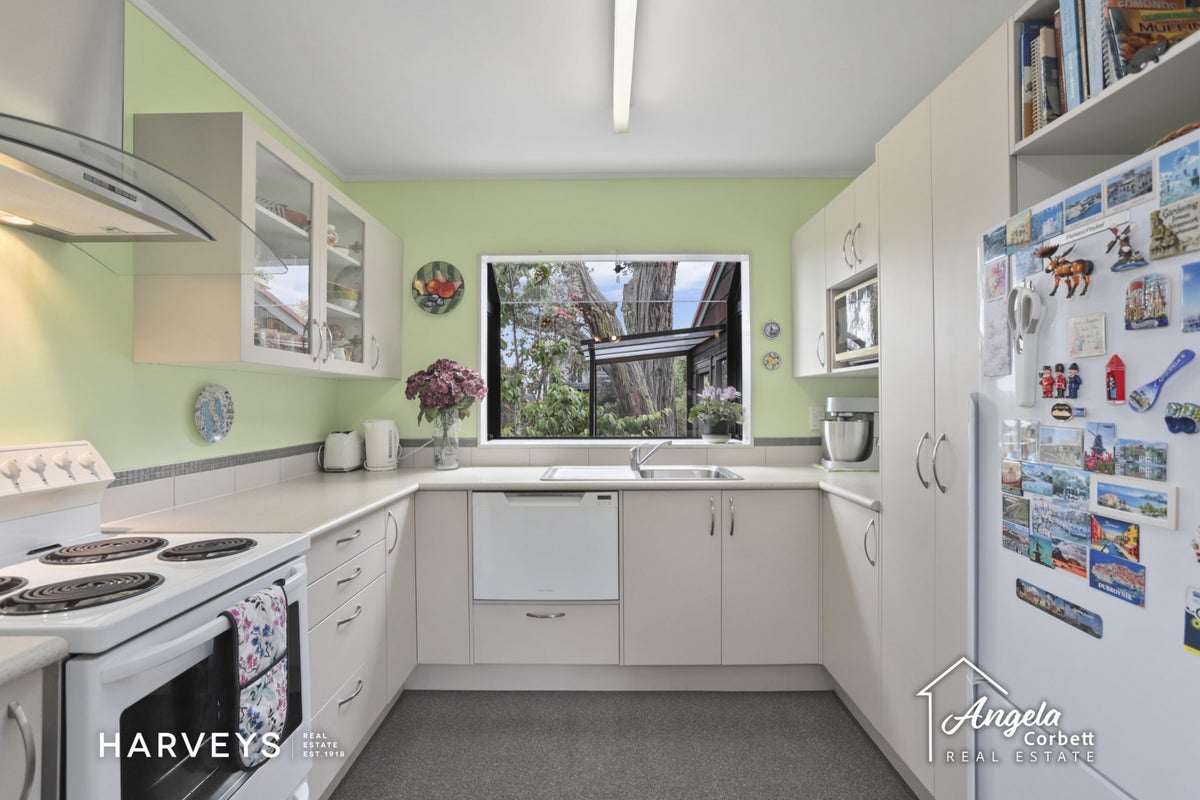 29A Rua Road, Glen Eden, Auckland - Carousel 2