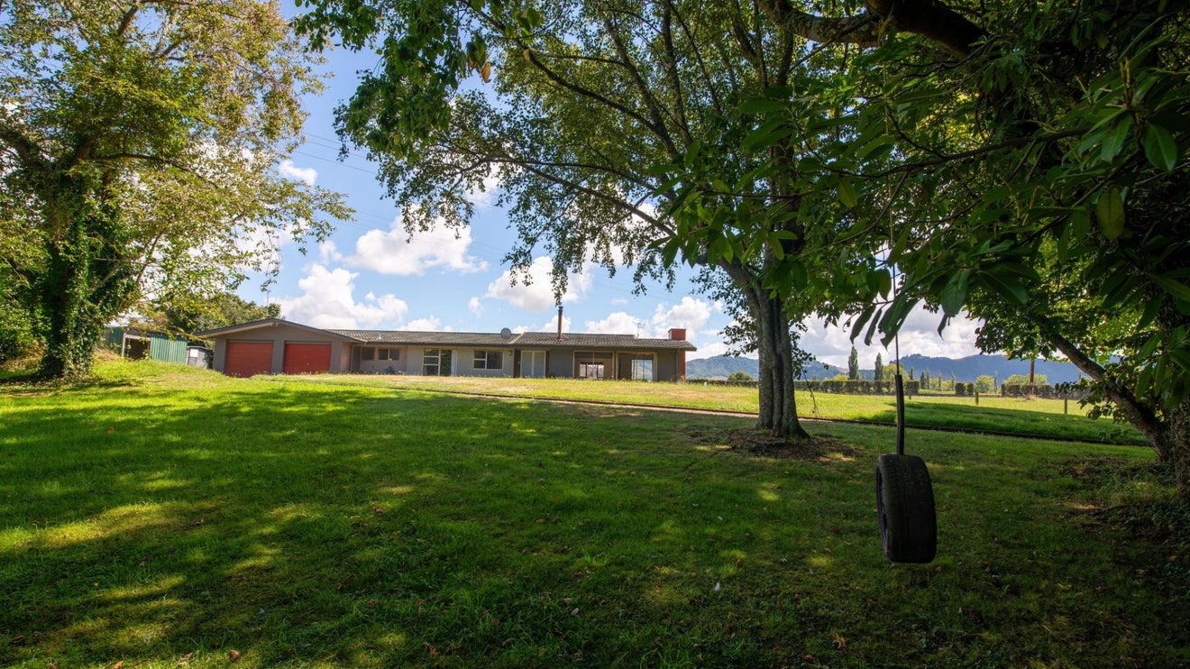 3100 State Highway 5, Reporoa, Reporoa - Carousel 1