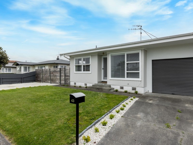 43 CLARK Avenue, PIRIMAI, NAPIER - Carousel 1