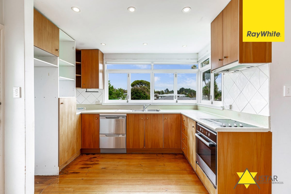 70 Bolton Street, Blockhouse Bay, Auckland - Carousel 2