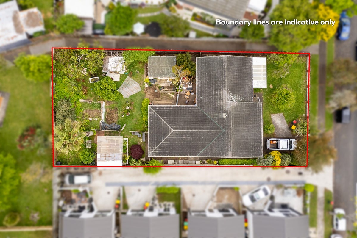 7 Borrowdace Avenue, Botany Downs, Auckland - Carousel 1