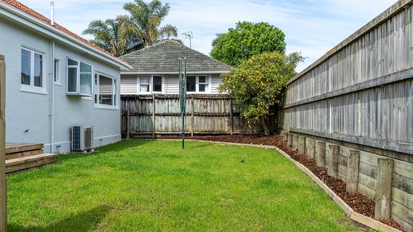 82 Maeroa Road, Maeroa, Hamilton - Carousel 19
