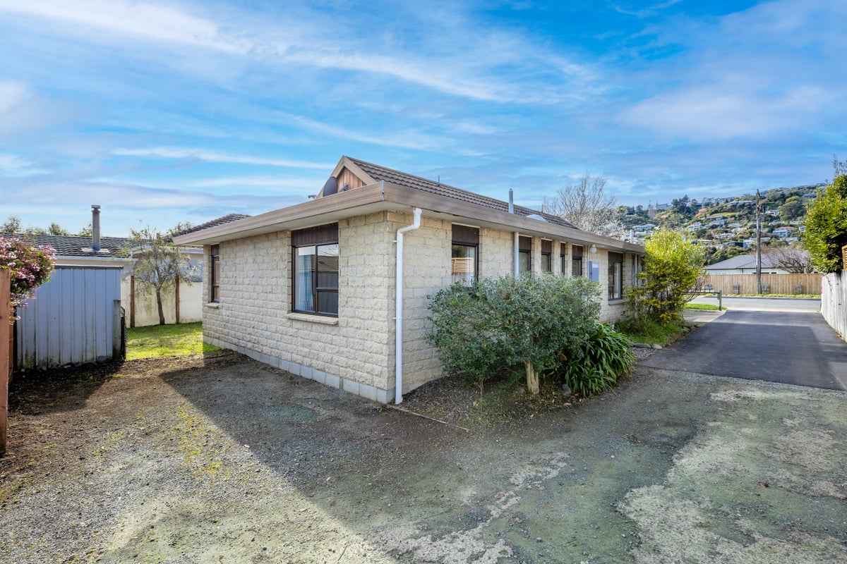 2/104 Muritai Street, Tahunanui, Nelson - Carousel 15