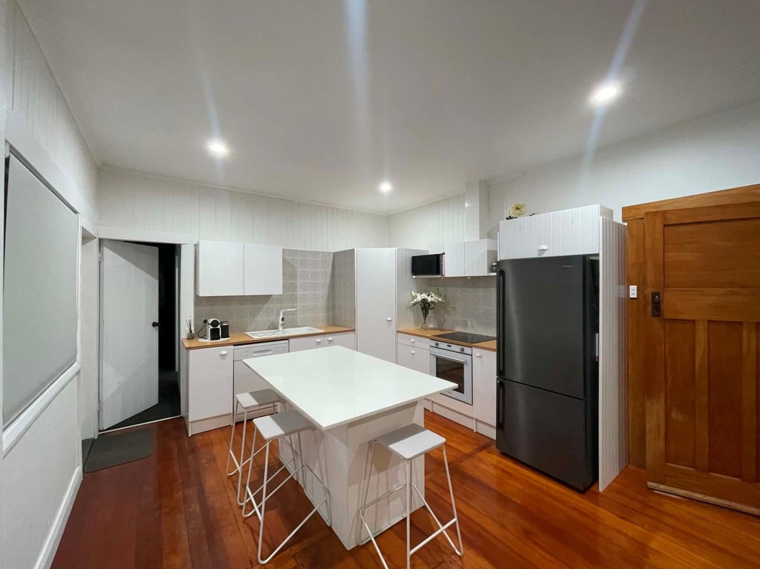 177 Coronation Avenue, Welbourn, New Plymouth - Carousel 2