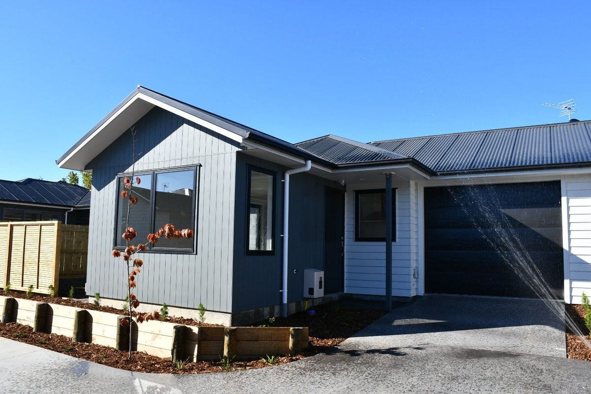 3/37 North Ridge Drive, Rototuna North, Hamilton - Carousel 2