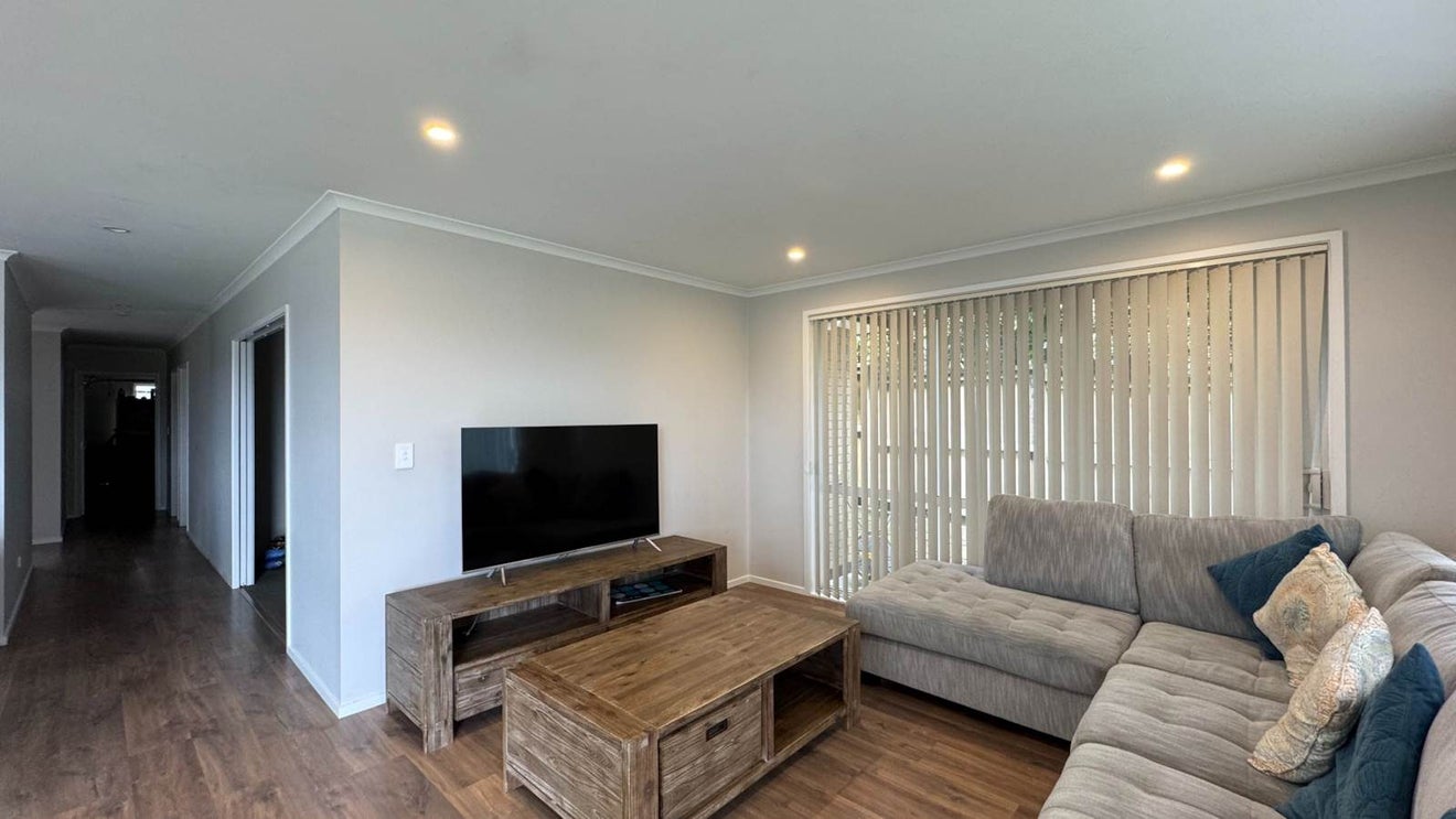 15 Durbin Court, Greenhithe, Auckland - Carousel 2
