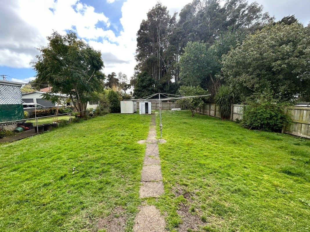 27 Hillcrest Avenue, Hillcrest, Rotorua - Carousel 9