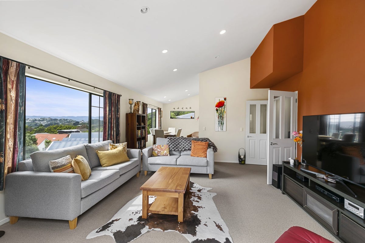 16 Bandipur Terrace, Broadmeadows, Wellington - Carousel 2