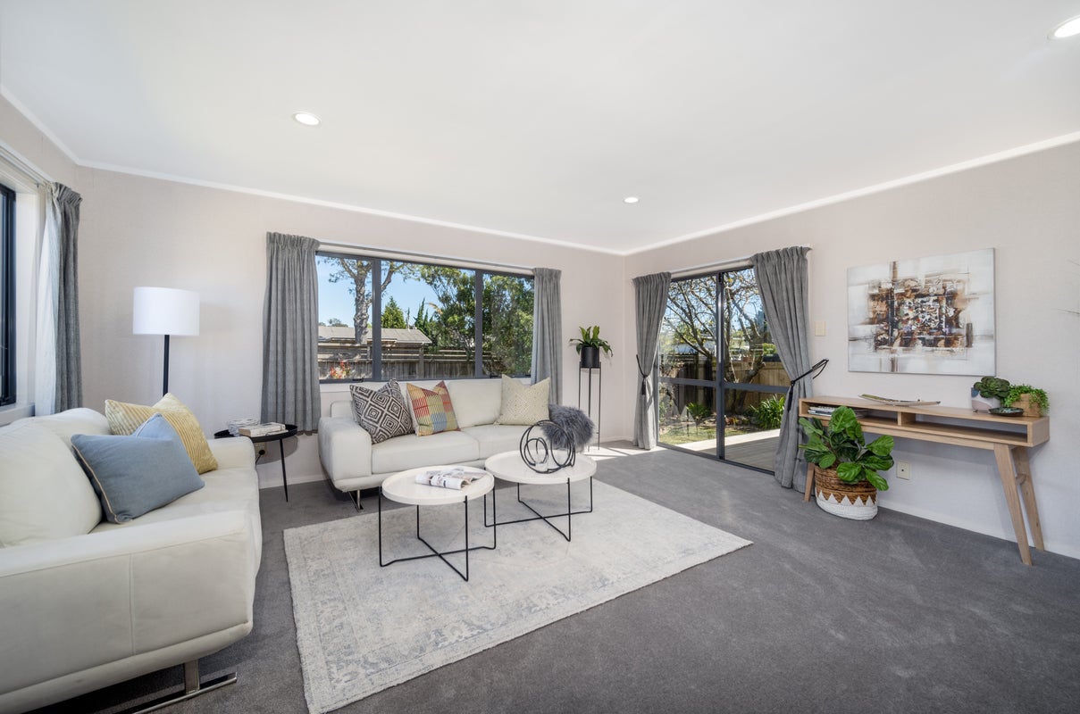 2/69 Gibraltar Street, Howick, Auckland - Carousel 2