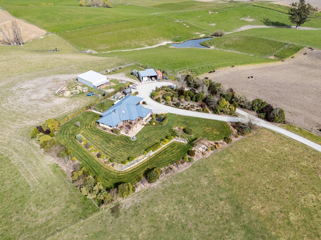 395 Claremont Road, Claremont, Timaru - Carousel 30