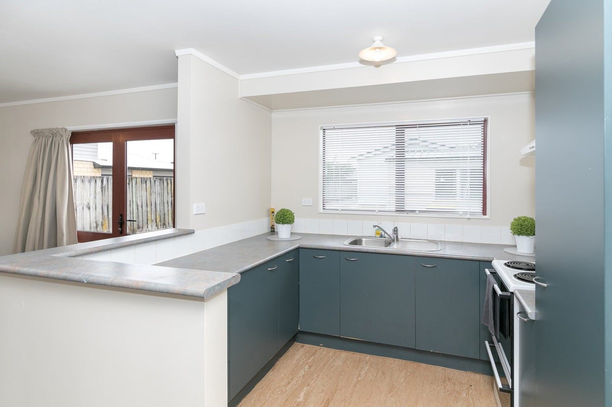 4A Pitt Street, Frankton, Hamilton - Carousel 1