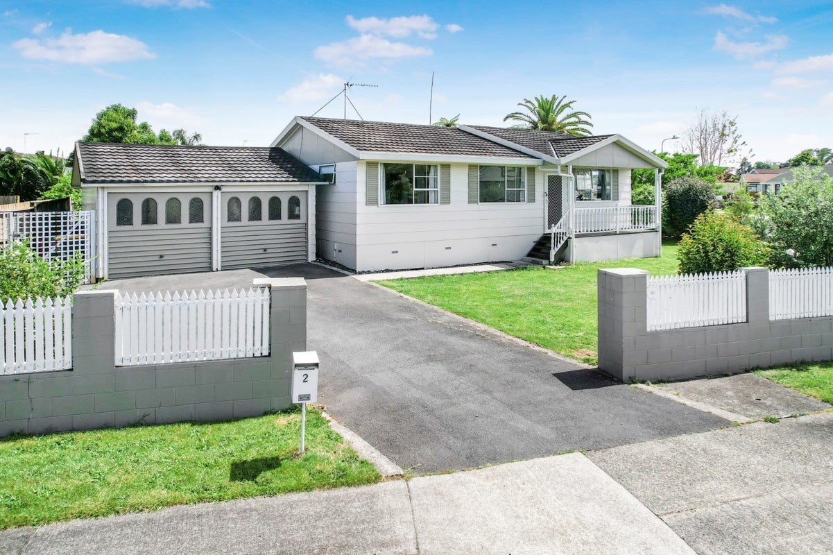 2 Carew Street, Nawton, Hamilton - Carousel 1