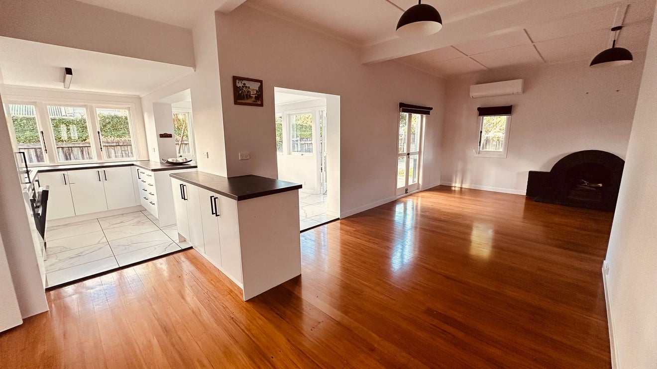 91 Hatea Drive, Regent, Whangarei - Carousel 1